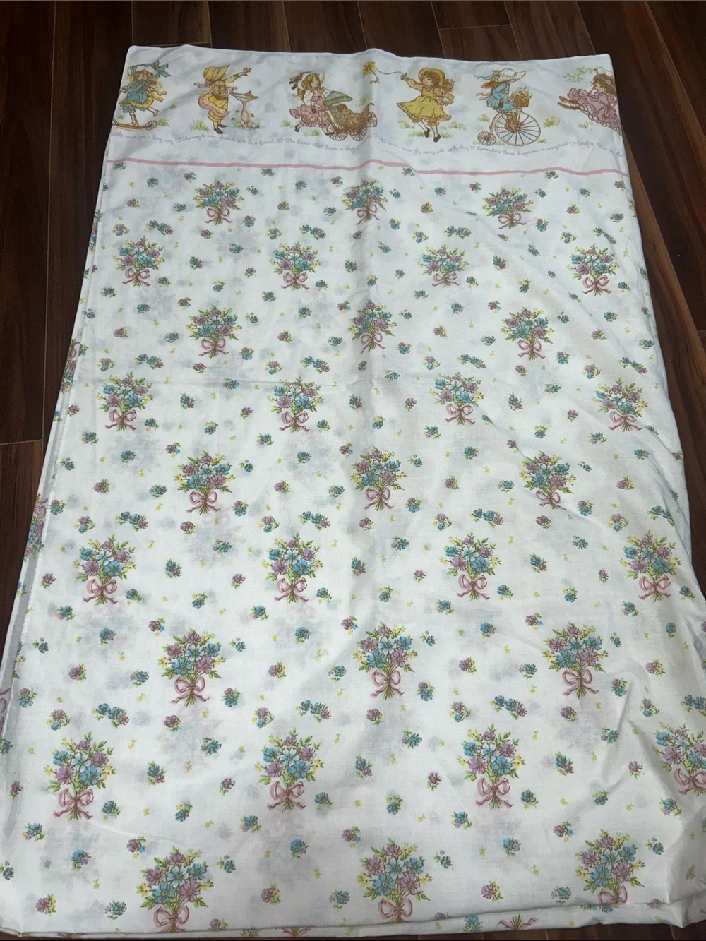 Vintage Holly Hobbie twin size sheet set